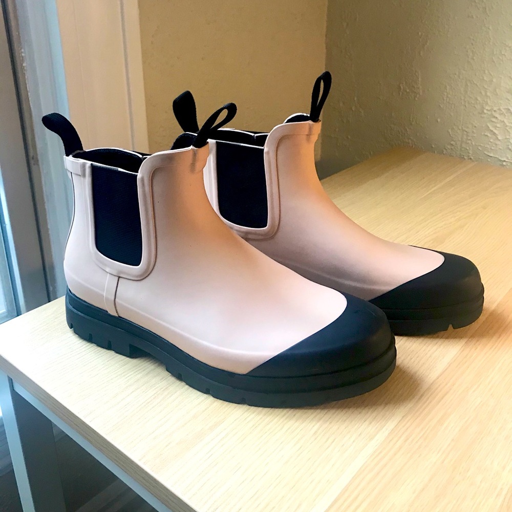 Everlane Pink Rainboot